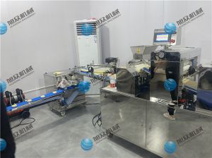 寧波廖老板酥餅機(jī)生產(chǎn)線已調(diào)試完畢，已投入生產(chǎn)